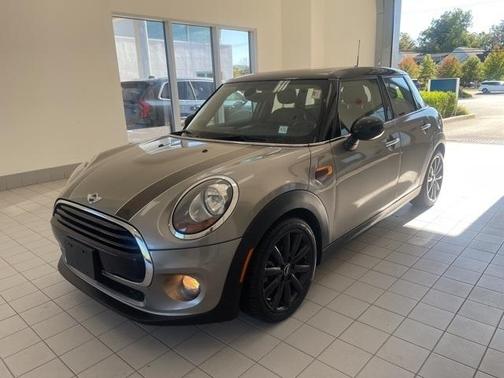 2016 MINI Hardtop Cooper