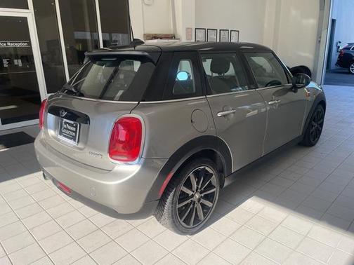 2016 MINI Hardtop Cooper