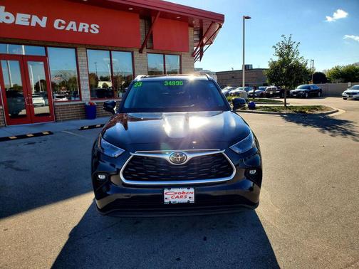 2023 Toyota Highlander XLE
