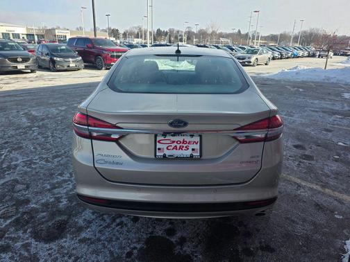 2018 Ford Fusion Hybrid SE
