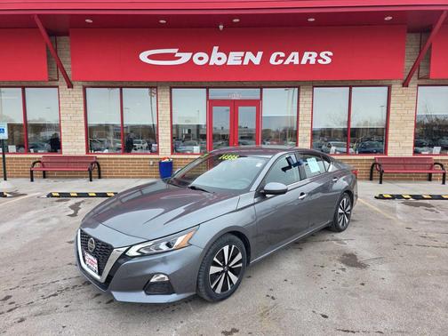 2021 Nissan Altima 2.5 SV