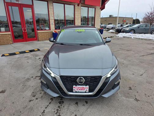 2021 Nissan Altima 2.5 SV