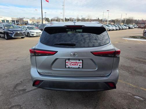 2020 Toyota Highlander XLE