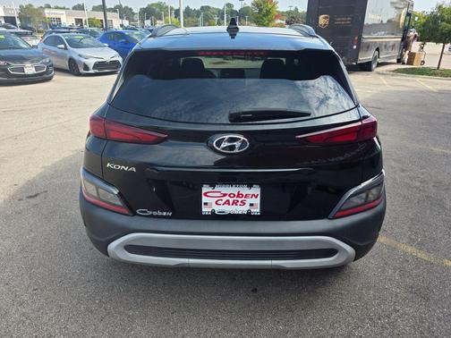 2022 Hyundai KONA SEL