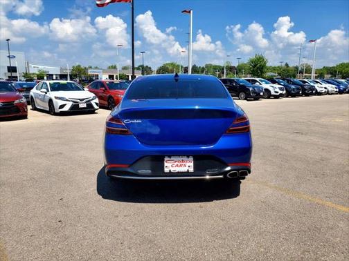 2022 Genesis G70 2.0T AWD