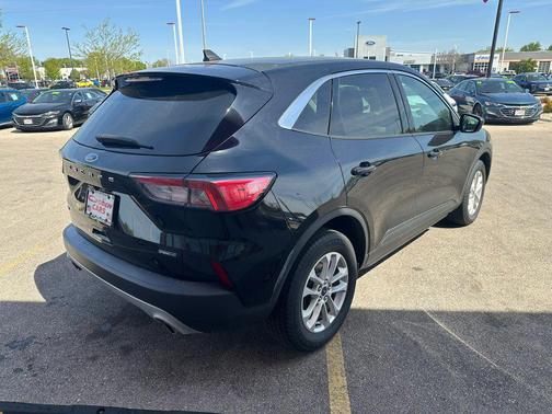 Agate Black Metallic 2021 Ford Escape SE