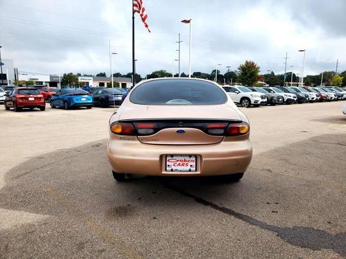 1997 Ford Taurus GL