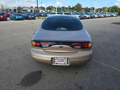1997 Ford Taurus GL
