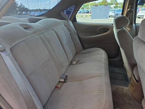 1997 Ford Taurus GL