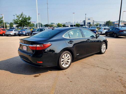 2014 Lexus ES 300h Base