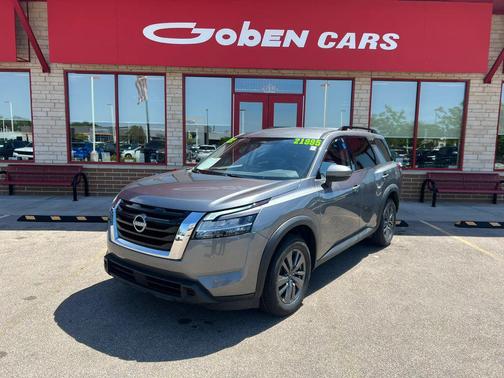 Gun Metallic 2022 Nissan Pathfinder SV 4WD
