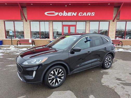 2020 Ford Escape SEL