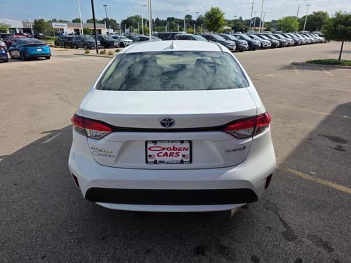 2022 Toyota Corolla Hybrid SE