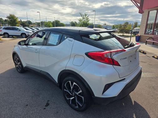 2019 Toyota C-HR XLE