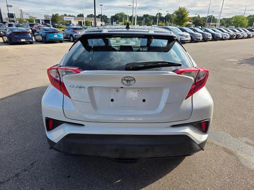 2019 Toyota C-HR XLE
