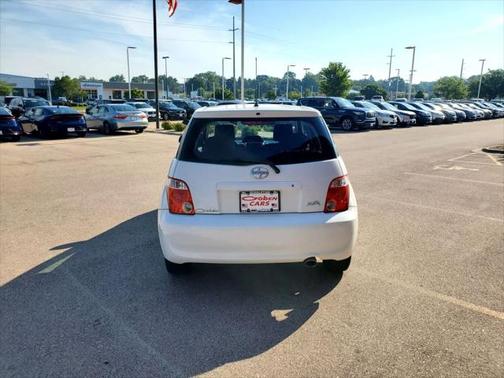 2006 Scion xA Hatchback 4D