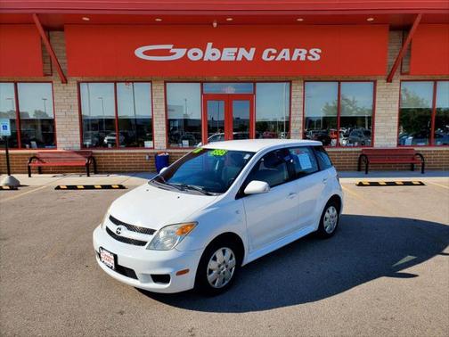 2006 Scion xA Hatchback 4D
