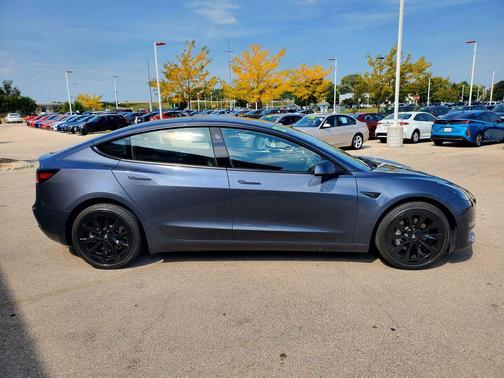 2023 Tesla Model 3 Standard Range