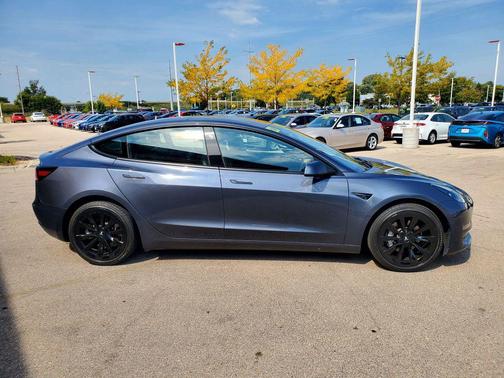 2023 Tesla Model 3 Standard Range
