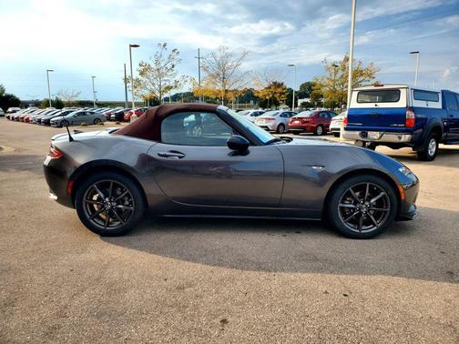 2018 Mazda MX-5 Miata Club