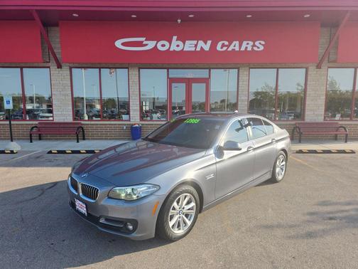 2015 BMW 528 528i Sedan 4D
