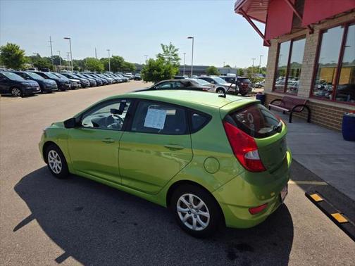 2012 Hyundai Accent GS
