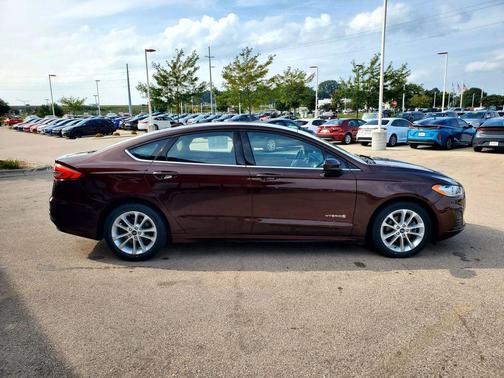 2019 Ford Fusion Hybrid SE