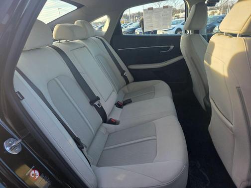 2022 Hyundai SONATA SEL