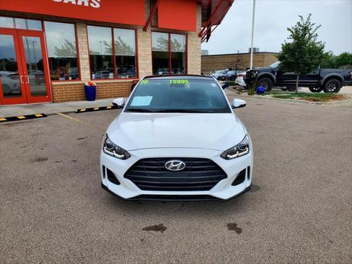 2020 Hyundai Veloster 2