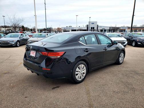 2022 Nissan Sentra S