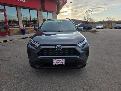 2022 Toyota RAV4 Hybrid XLE