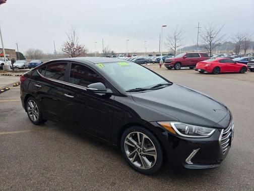 2017 Hyundai ELANTRA Limited