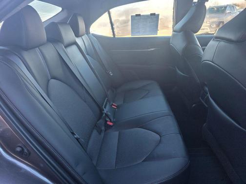 2022 Toyota Camry XLE