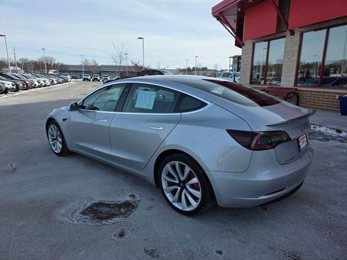 2018 Tesla Model 3 Long Range