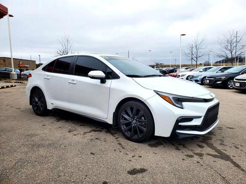 Wind Chill Pearl 2023 Toyota Corolla Hybrid SE