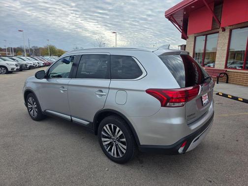 2019 Mitsubishi Outlander SEL