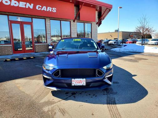 2019 Ford Mustang EcoBoost