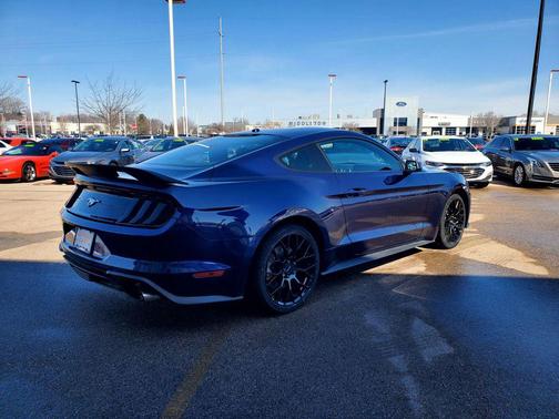 2019 Ford Mustang EcoBoost