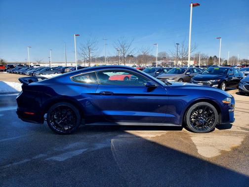 2019 Ford Mustang EcoBoost