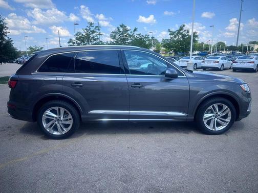 Gray 2022 Audi Q7 55 Premium Plus