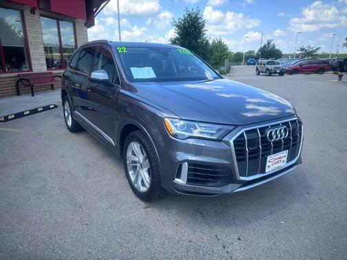 Gray 2022 Audi Q7 55 Premium Plus