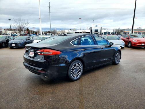 2017 Ford Fusion SE