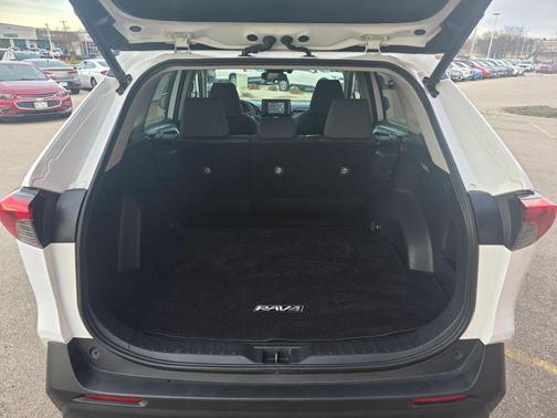 2020 Toyota RAV4 Hybrid XLE