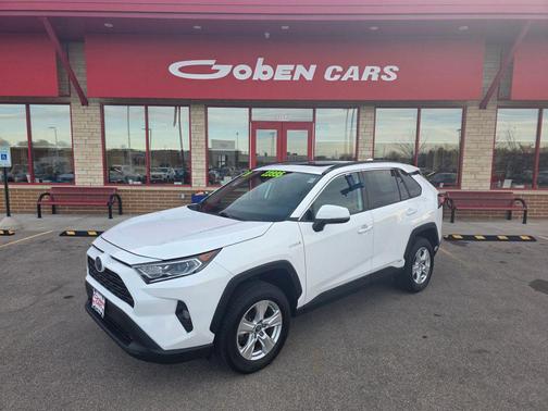 2020 Toyota RAV4 Hybrid XLE