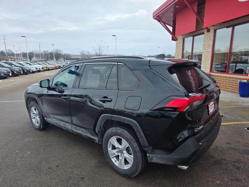 2021 Toyota RAV4 Hybrid LE