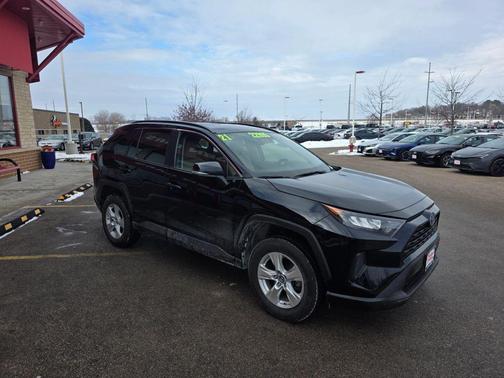 2021 Toyota RAV4 Hybrid LE