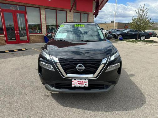 Super Black 2022 Nissan Rogue SV