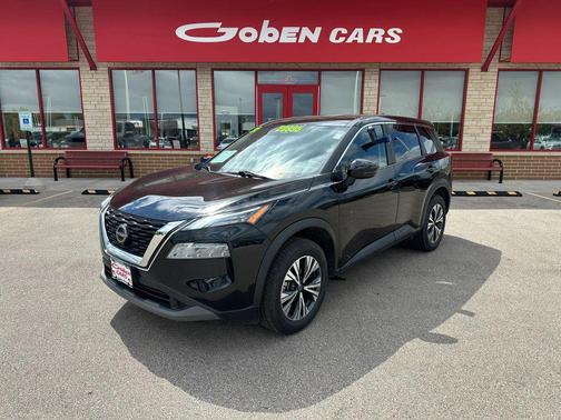 Super Black 2022 Nissan Rogue SV