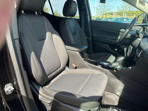 Ebony Twilight Metallic 2024 Buick Encore GX Preferred