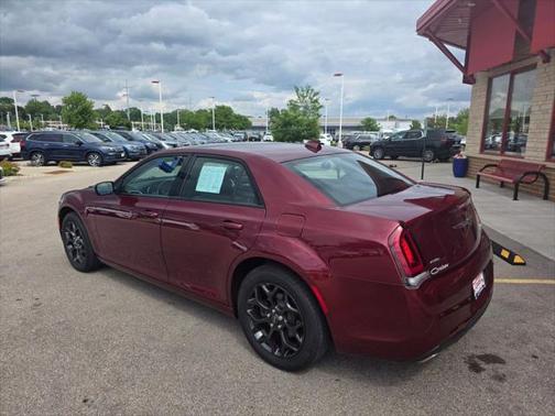 2019 Chrysler 300 Touring